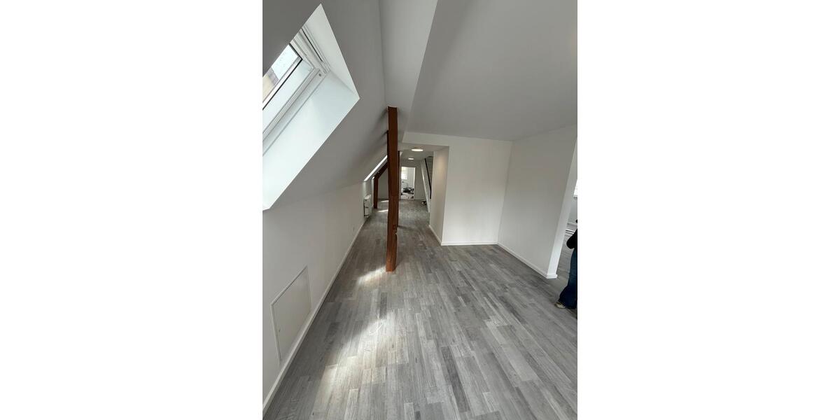 Etagenwohnung Minden - 4 Zimmer, 172 m&sup2;, 1.500&euro; | Angebot:26479518