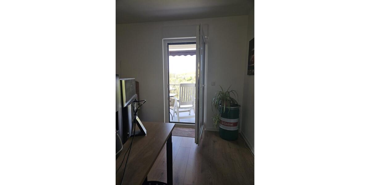 Wohnen auf Zeit Melsbach - 6 Zimmer, 150 m&sup2;, 1.100&euro; | Angebot:26437329