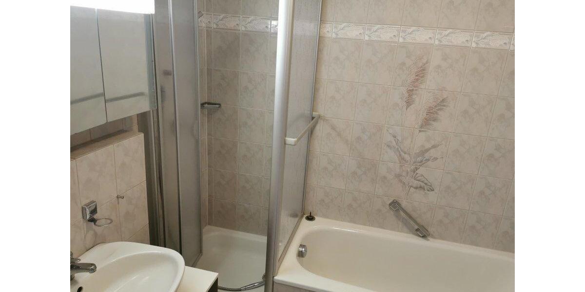 Dachgeschoßwohnung Neuhof - 3 Zimmer, 54 m&sup2;, 450&euro; | Angebot:26259097