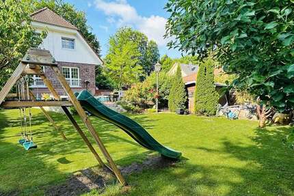 Haus zum Mieten in Hohen Neuendorf 3.450 € 205 m²