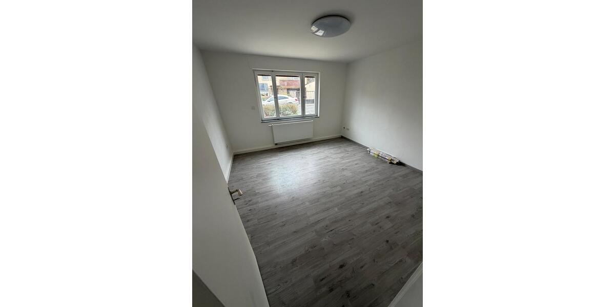 Etagenwohnung Ochsenfurt - 4 Zimmer, 75 m&sup2;, 950&euro; | Angebot:25948041