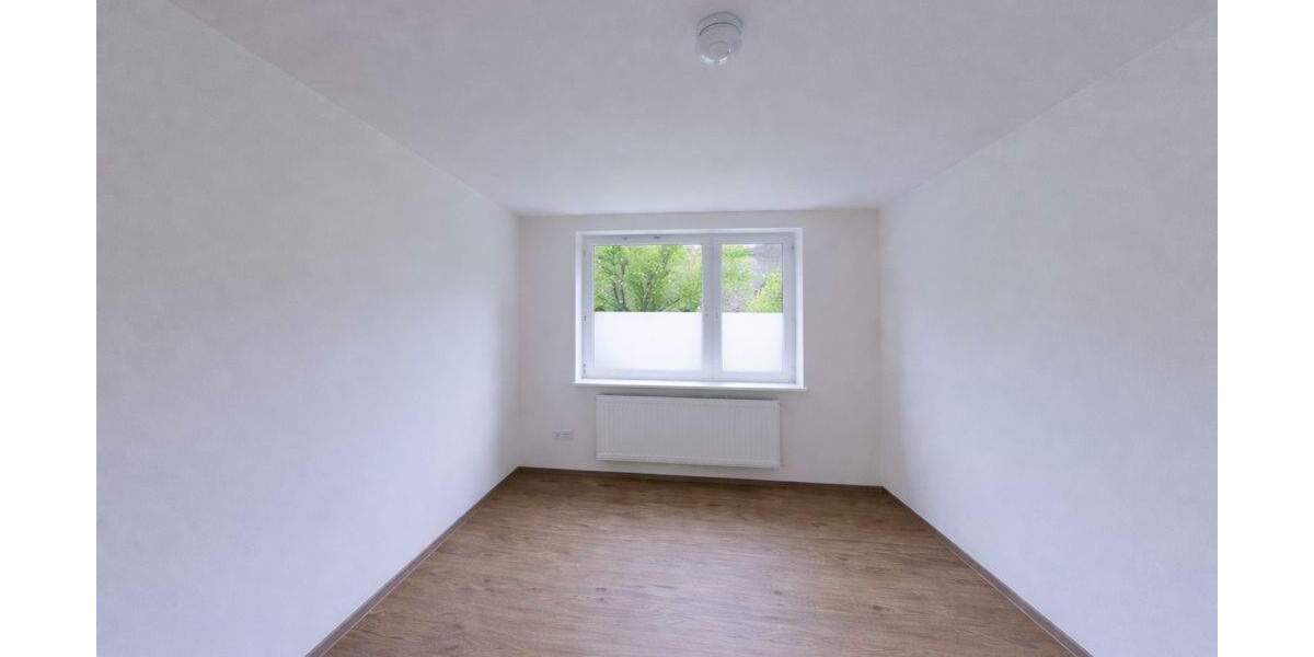 Etagenwohnung München Bogenhausen - 4 Zimmer, 72 m&sup2;, 1.405&euro; | Angebot:25166953