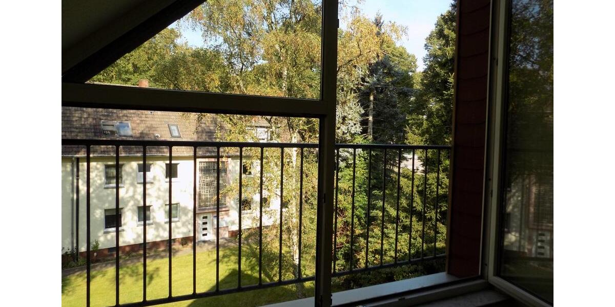 Dachgeschoßwohnung Herne Wanne - 2.5 Zimmer, 51 m&sup2;, 390&euro; | Angebot:25102137