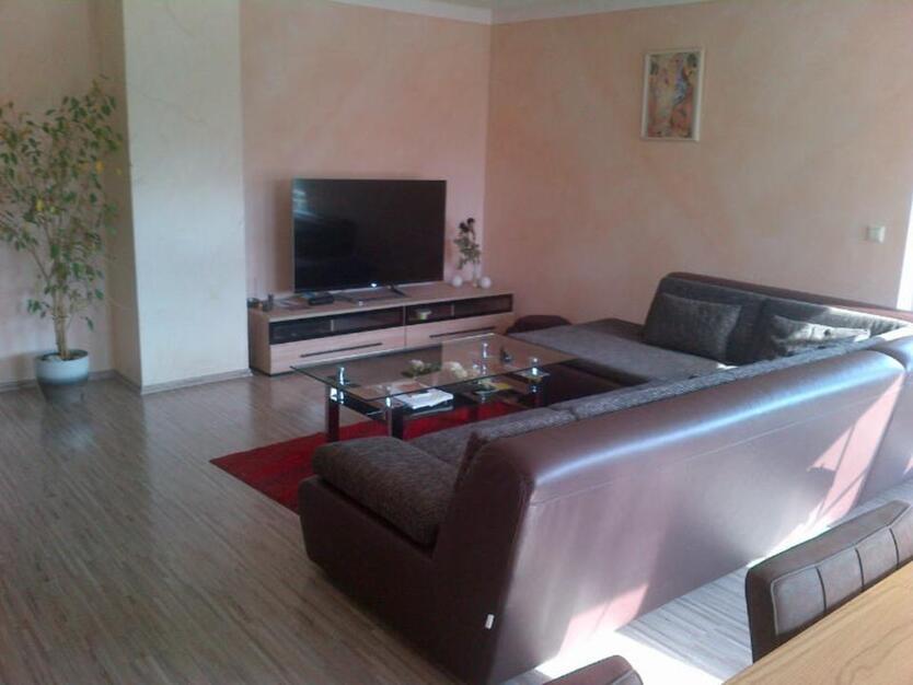 Moderne 4-Zi.Whg. in 89423 Gundelfingen Peterswörth zimmer