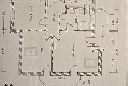 Schöne Dachgeschosswohnung 3 zimmer