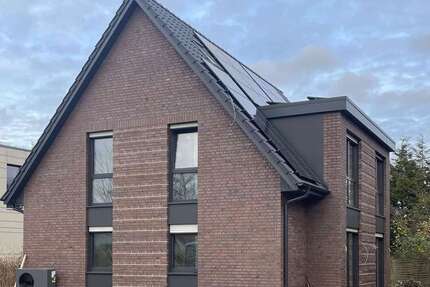 Haus zum Mieten in Oldenburg 1.250 € 89 m² 3 zimmer