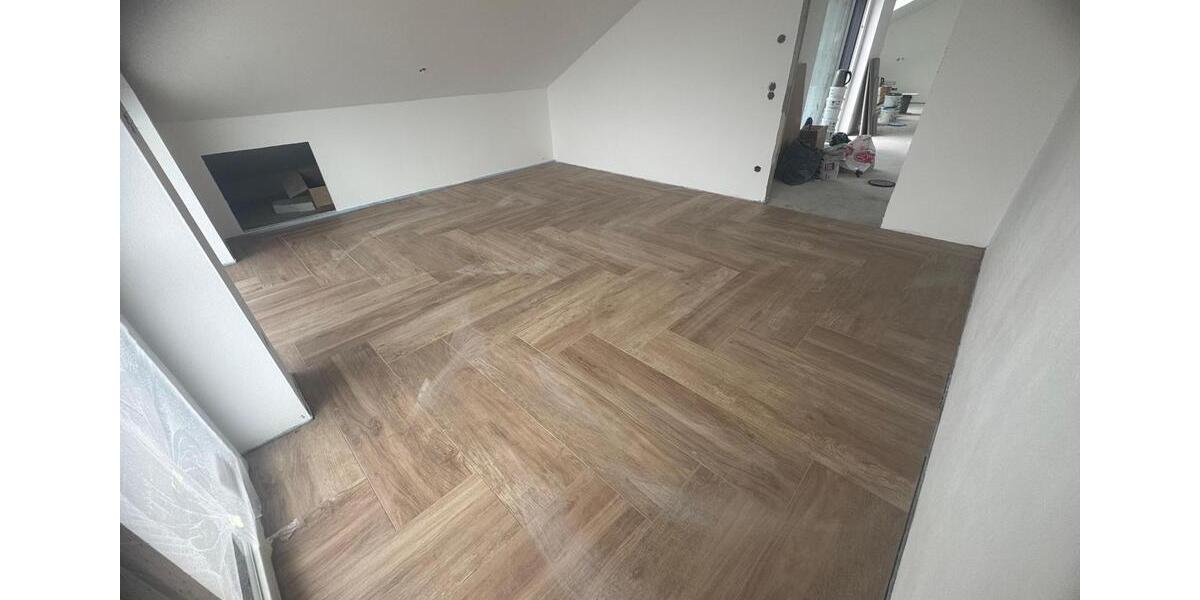 Dachgeschoßwohnung Ahlen - 4 Zimmer, 153 m&sup2;, 1.800&euro; | Angebot:24815718