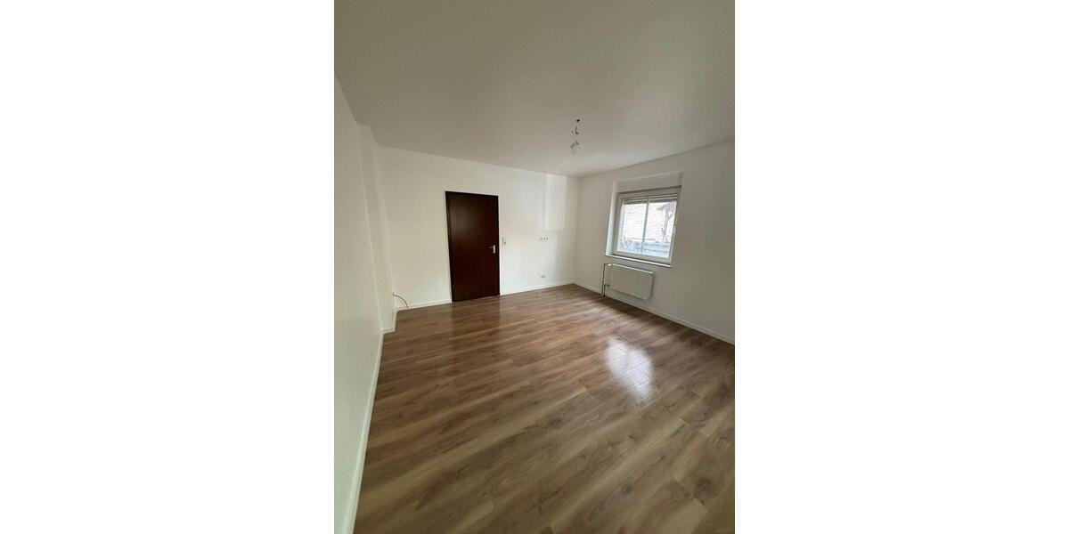 Erdgeschoßwohnung Duisburg Walsum - 2 Zimmer, 63 m&sup2;, 550&euro; | Angebot:26611655