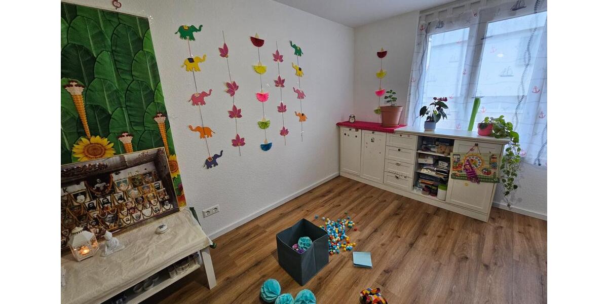 Erdgeschoßwohnung Markgröningen - 3 Zimmer, 100 m&sup2;, 1.260&euro; | Angebot:24847230