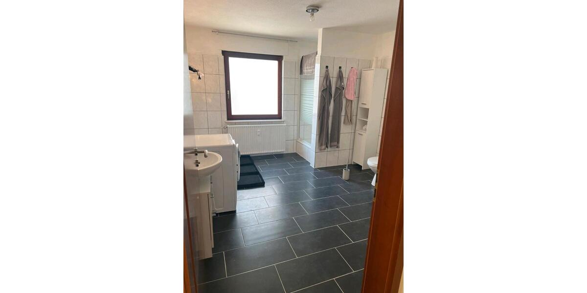 Erdgeschoßwohnung Aerzen - 3 Zimmer, 127 m&sup2;, 850&euro; | Angebot:25080269