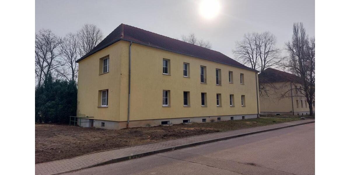 Etagenwohnung Braunsbedra - 4 Zimmer, 81 m&sup2;, 525&euro; | Angebot:26647180