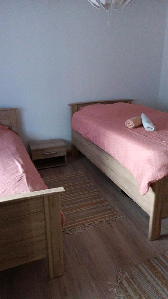 MonterZimmer fur 10 Personen,91613 Marktbergel
