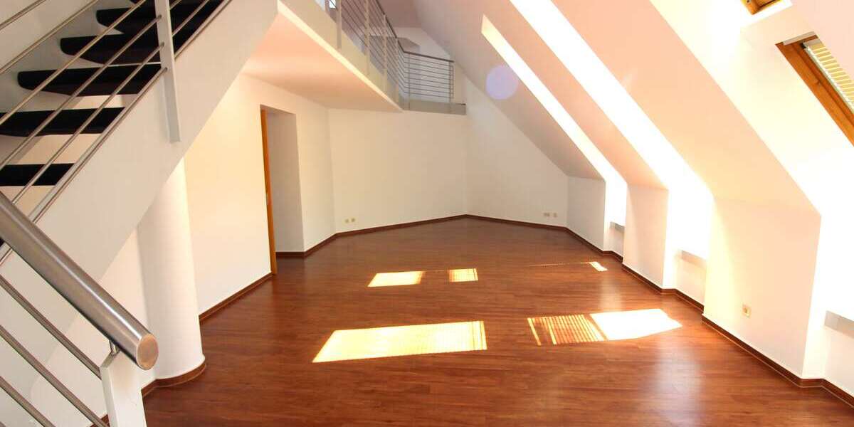 Etagenwohnung Düsseldorf Altstadt - 3 Zimmer, 137 m&sup2;, 1.578&euro; | Angebot:24774637