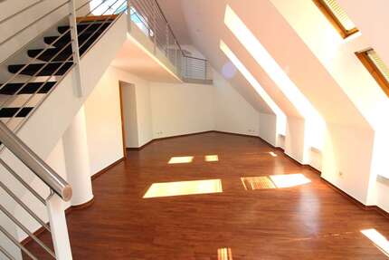 Wohnung Düsseldorf Altstadt - 3 Zimmer, 137 m&sup2;, 1.578&euro; | Angebot:24774637