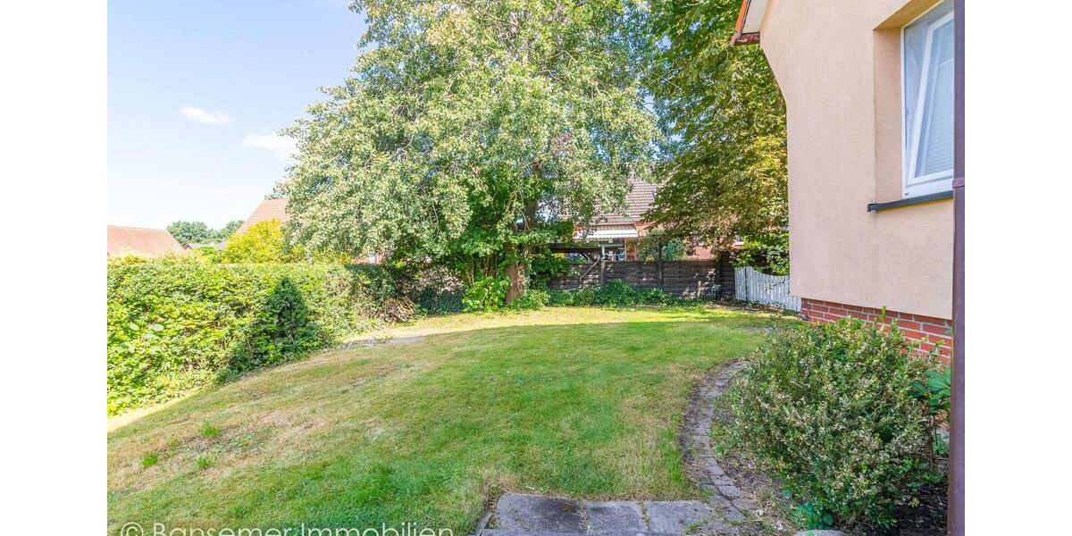 Dachgeschoßwohnung Dollern - 4 Zimmer, 98 m&sup2;, 735&euro; | Angebot:23049589