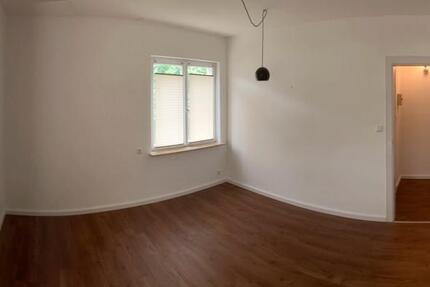 Praxisraum PPKJP 13qm zimmer