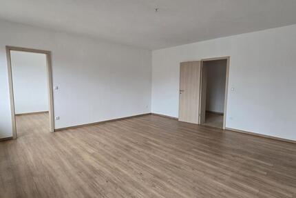 3-Zi.-Wohnung mit Balkon, Stellplatz und großzügigem Wohnbereich 3 zimmer