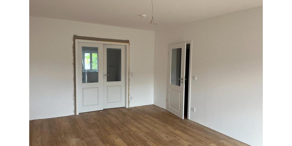 Etagenwohnung Bergen - 4 Zimmer, 136 m&sup2;, 1.100&euro; | Angebot:25823995