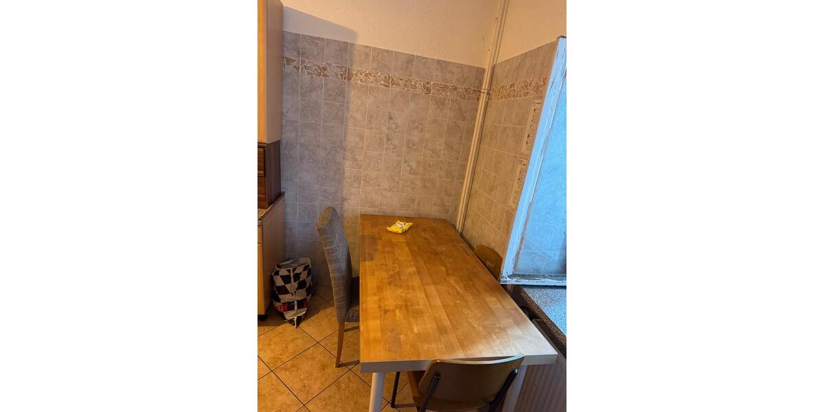 Etagenwohnung Ludwigshafen am Rhein - 1 Zimmer, 20 m&sup2;, 370&euro; | Angebot:26704246