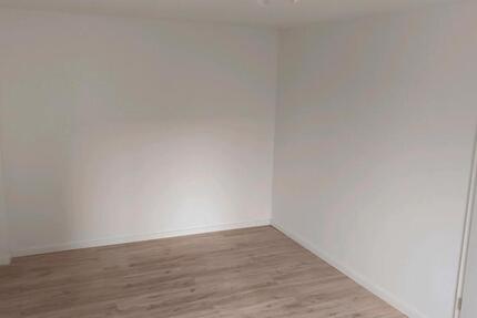 Haus Burg Stargard - 9 Zimmer, 120 m&sup2;, 1.200&euro; | Angebot:26255582