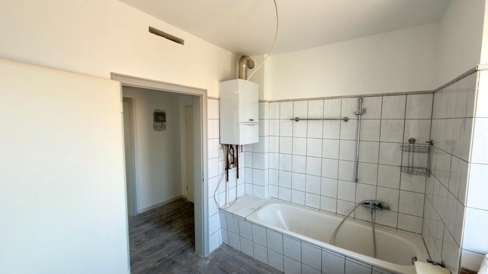Etagenwohnung Solingen - 2 Zimmer, 55 m&sup2;, 710&euro; | Angebot:26586346