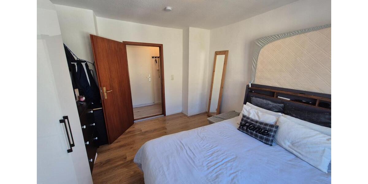 Dachgeschoßwohnung Neumünster - 3 Zimmer, 54 m&sup2;, 600&euro; | Angebot:26560695