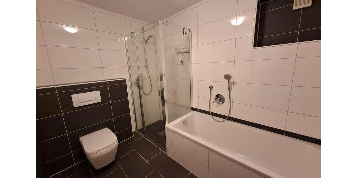 Erdgeschoßwohnung Oberndorf am Neckar - 3 Zimmer, 100 m&sup2;, 900&euro; | Angebot:25292632