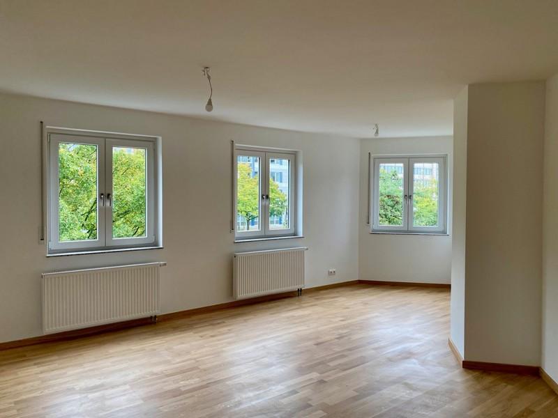 Wir haben für Sie saniert- 2 Zimmer-Wohnung mit Wannenbad zimmer