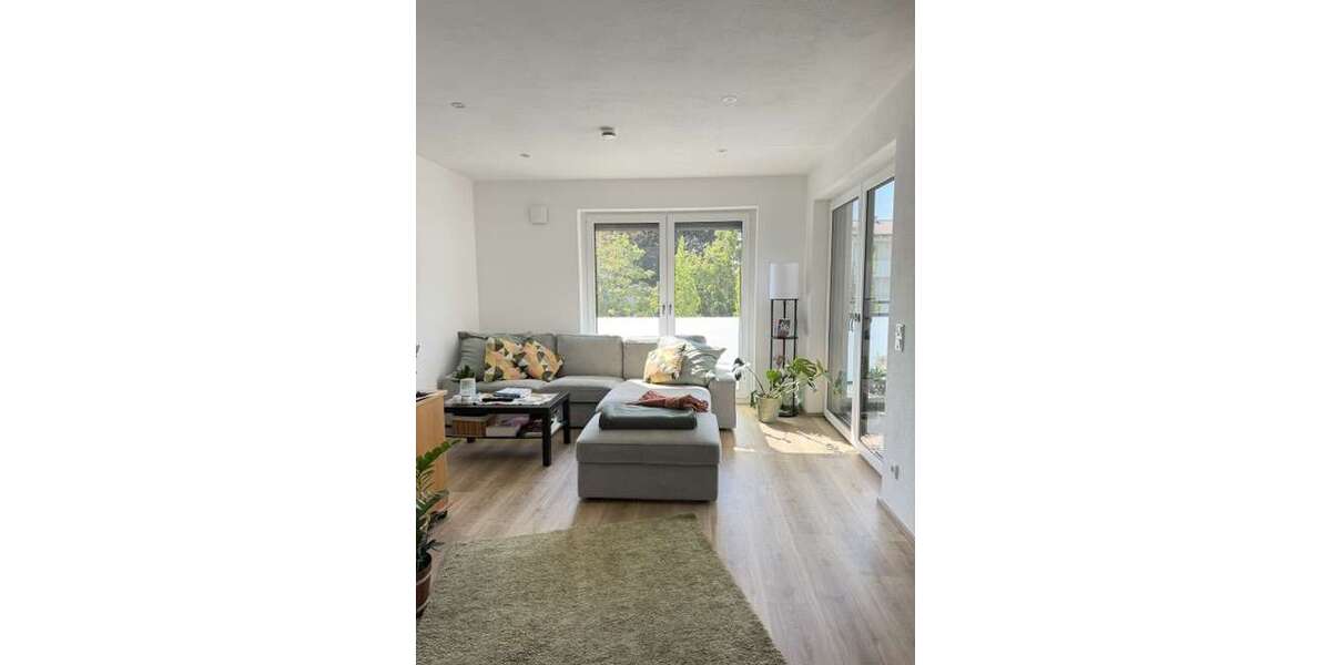Etagenwohnung Meitingen - 2.5 Zimmer, 77 m&sup2;, 1.000&euro; | Angebot:27308180