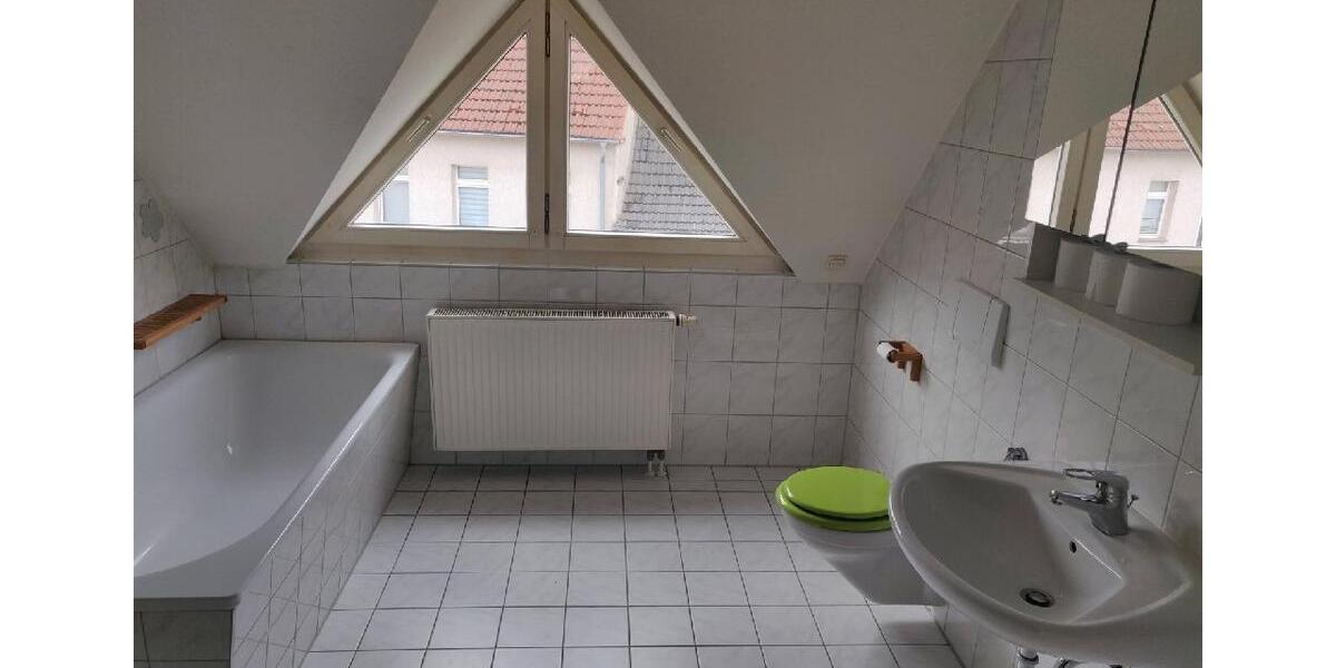 Dachgeschoßwohnung Arnstein - 2 Zimmer, 67 m&sup2;, 340&euro; | Angebot:19191837