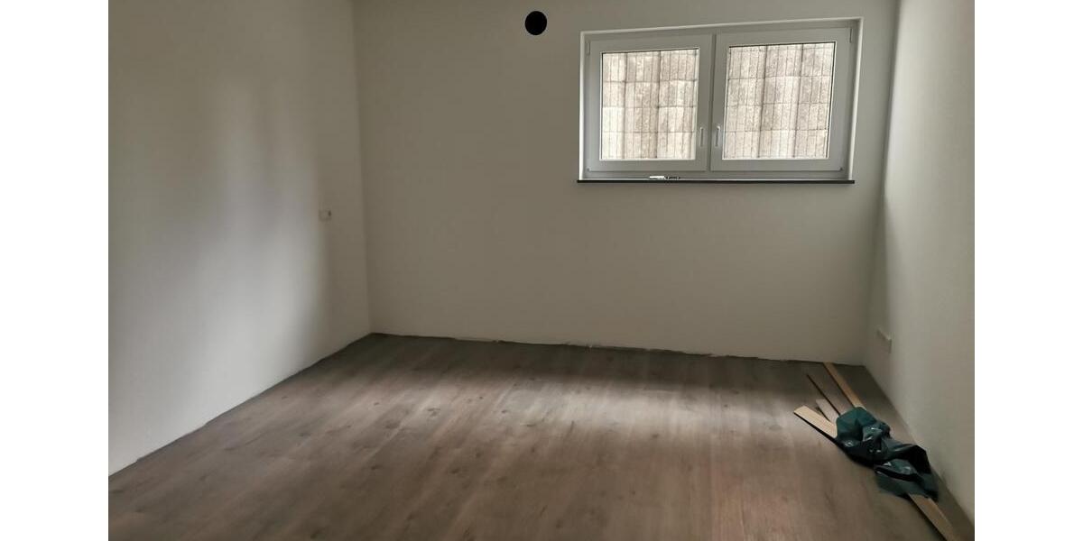 Erdgeschoßwohnung Külsheim - 3 Zimmer, 82 m&sup2;, 915&euro; | Angebot:23875669