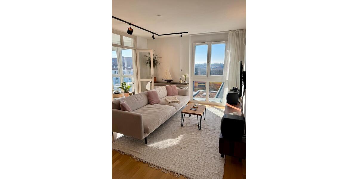 Dachgeschoßwohnung München Schwanthalerhöhe - 4 Zimmer, 109 m&sup2;, 2.950&euro; | Angebot:25764432