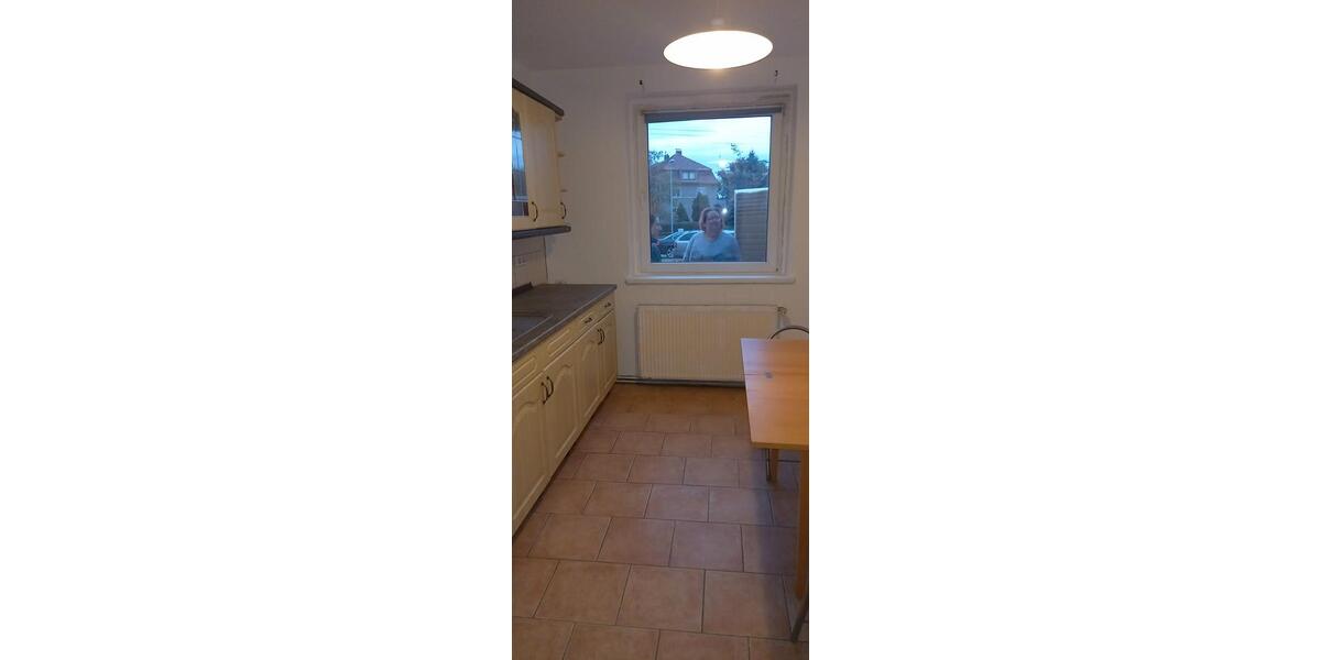 Erdgeschoßwohnung Ebersbach - 4 Zimmer, 70 m&sup2;, 450&euro; | Angebot:26672100