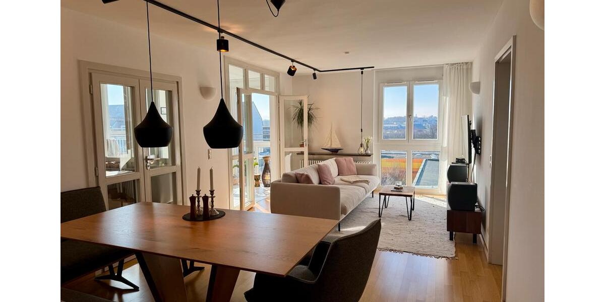 Dachgeschoßwohnung München Schwanthalerhöhe - 4 Zimmer, 109 m&sup2;, 2.950&euro; | Angebot:25764432