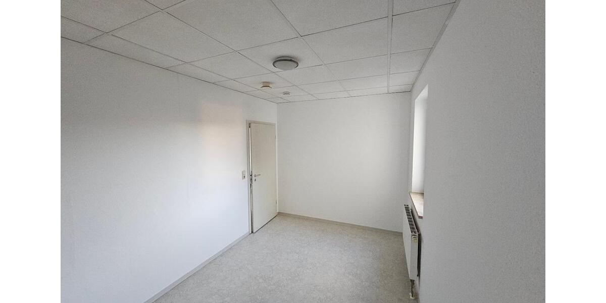 Etagenwohnung Erfurt Andreasvorstadt - 3 Zimmer, 81 m&sup2;, 780&euro; | Angebot:26021514