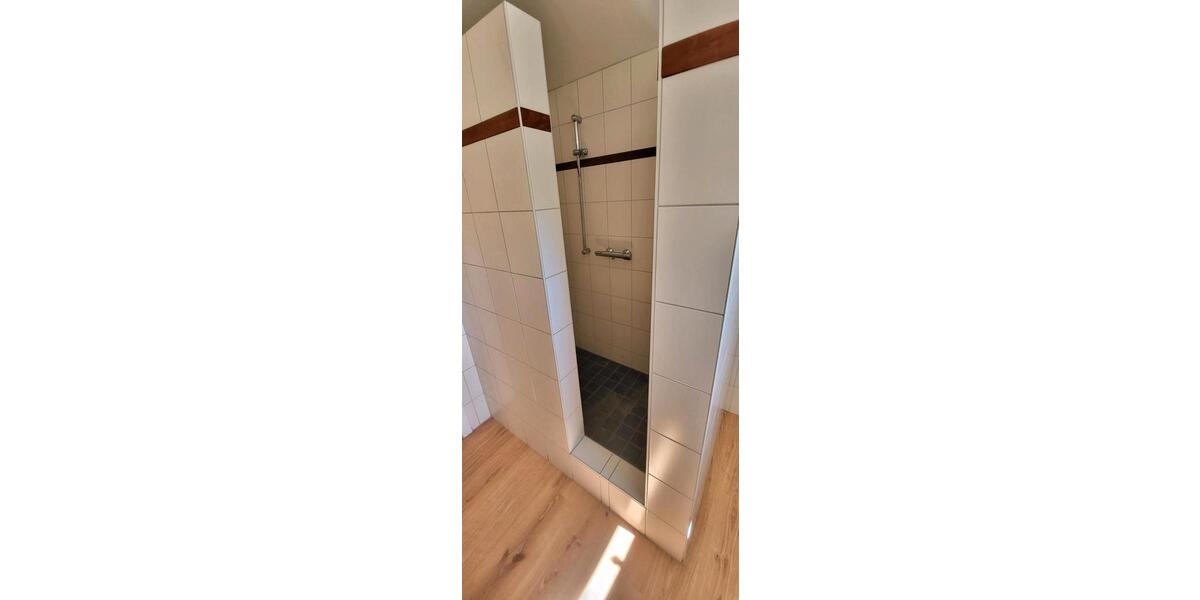 Einfamilienhaus Bispingen - 10 Zimmer, 280 m&sup2;, 2.000&euro; | Angebot:26603340