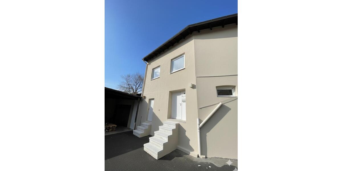 Erdgeschoßwohnung Duisburg Hamborn - 5 Zimmer, 100 m&sup2;, 850&euro; | Angebot:26704888