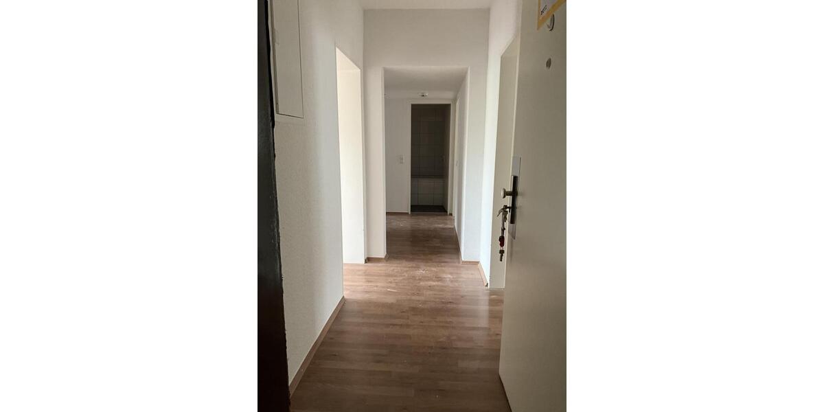 Etagenwohnung Siegen Dillnhütten - 3 Zimmer, 68 m&sup2;, 259&euro; | Angebot:26136386