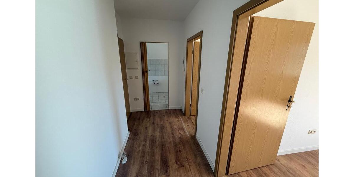 Etagenwohnung Greiz - 2 Zimmer, 60 m&sup2;, 318&euro; | Angebot:26070755