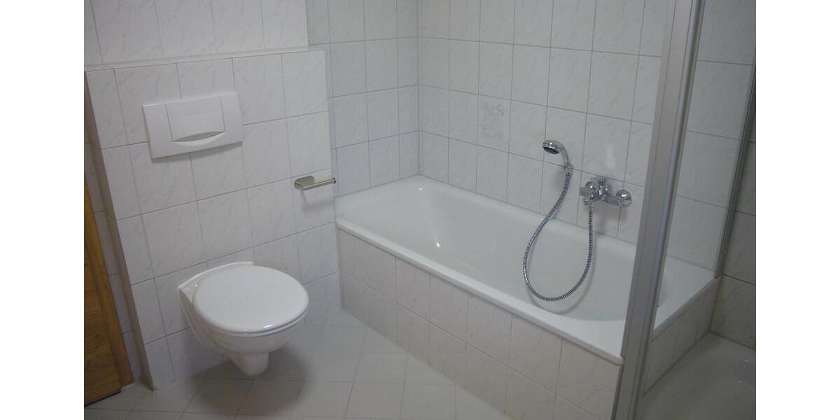 Reihenhaus Schwindegg - 5 Zimmer, 140 m&sup2;, 1.550&euro; | Angebot:24456413