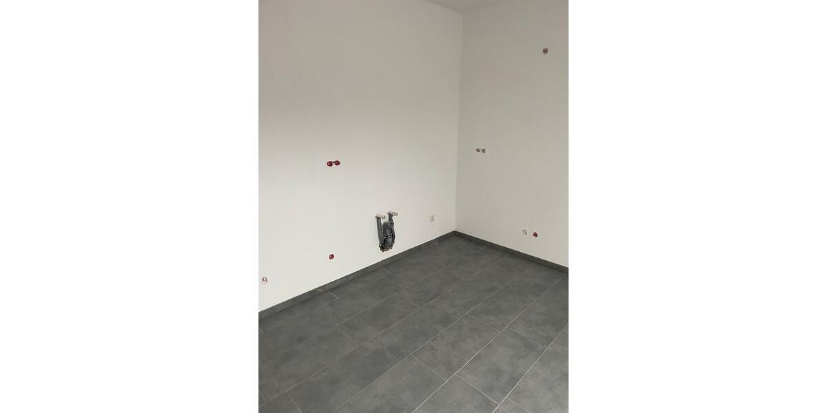 Etagenwohnung Hambühren - 3 Zimmer, 90 m&sup2;, 1.070&euro; | Angebot:25977915