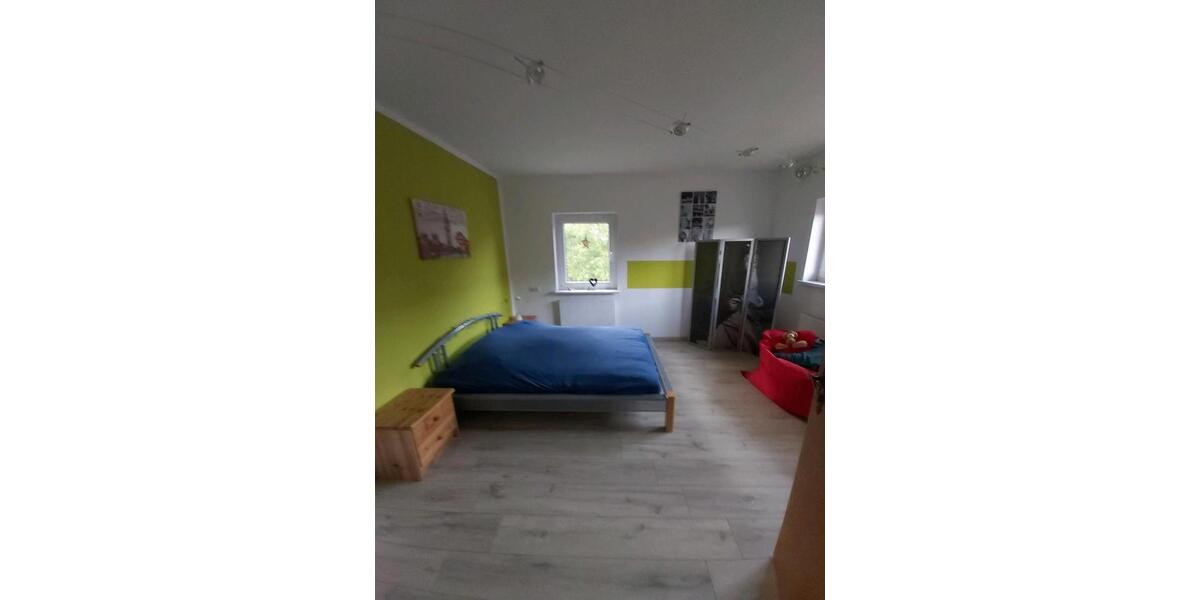 Etagenwohnung Gudensberg - 4 Zimmer, 125 m&sup2;, 990&euro; | Angebot:24846680