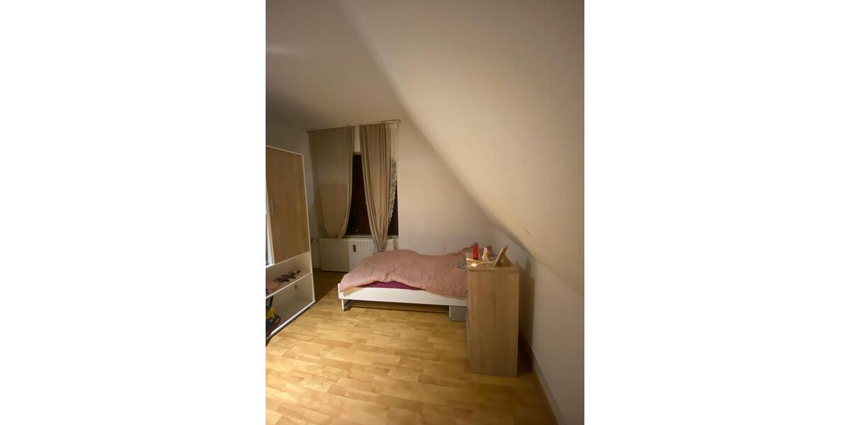 Dachgeschoßwohnung Offenburg - 1 Zimmer, 20 m&sup2;, 480&euro; | Angebot:25985348