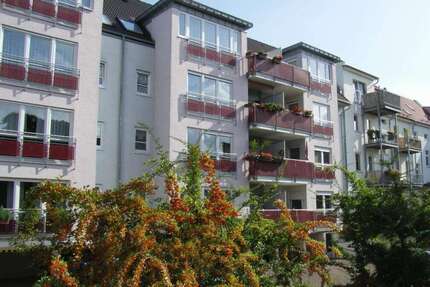 Wohnung Dessau-Roßlau Roßlau - 3 Zimmer, 77 m&sup2;, 575&euro; | Angebot:26143949