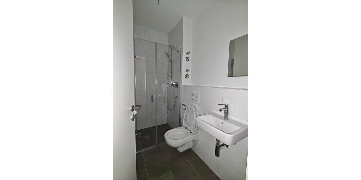 Etagenwohnung Darmstadt - 4 Zimmer, 92 m&sup2;, 1.900&euro; | Angebot:25877416