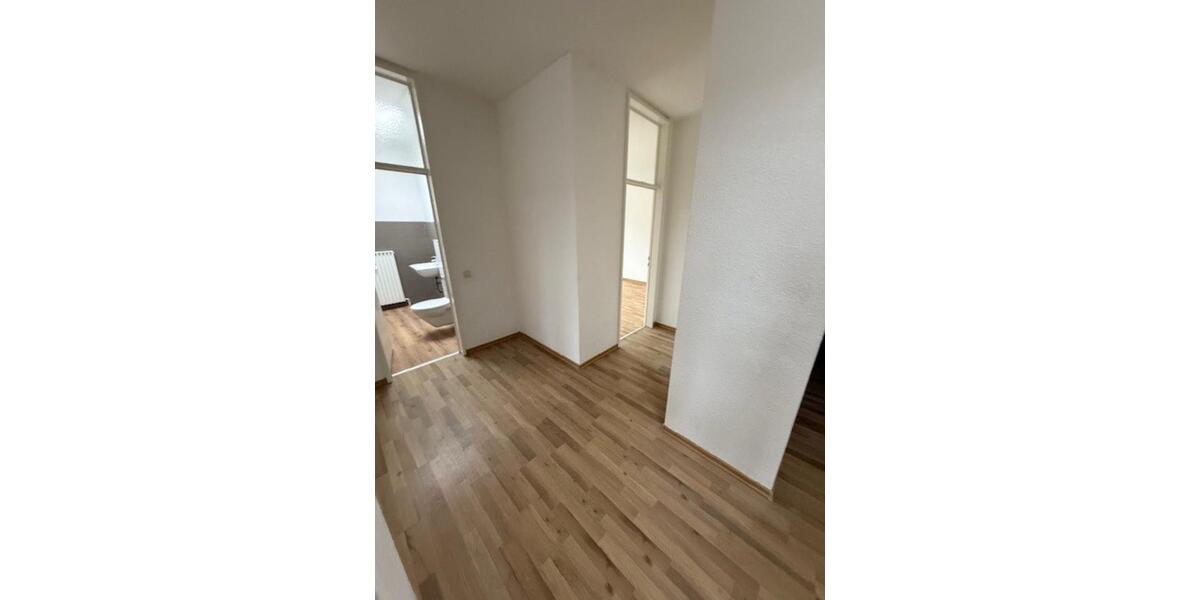 Etagenwohnung Hilchenbach - 4 Zimmer, 95 m&sup2;, 665&euro; | Angebot:26025222