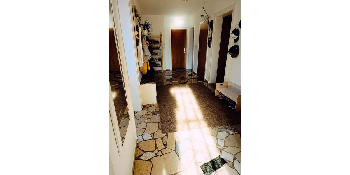 Einfamilienhaus Windhagen - 7 Zimmer, 180 m&sup2;, 1.600&euro; | Angebot:26271736