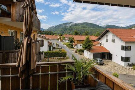 Wohnung Siegsdorf Hörgering - 2 Zimmer, 69 m&sup2;, 1.105&euro; | Angebot:26866294