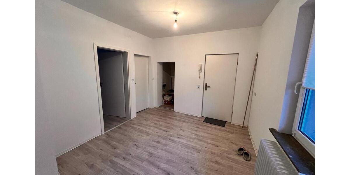 Etagenwohnung Schwalmstadt - 2 Zimmer, 80 m&sup2;, 600&euro; | Angebot:26552800