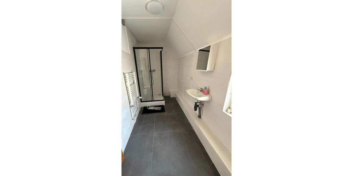 Wohnen auf Zeit Helmbrechts - 10 Zimmer, 110 m&sup2;, 20&euro; | Angebot:23554422